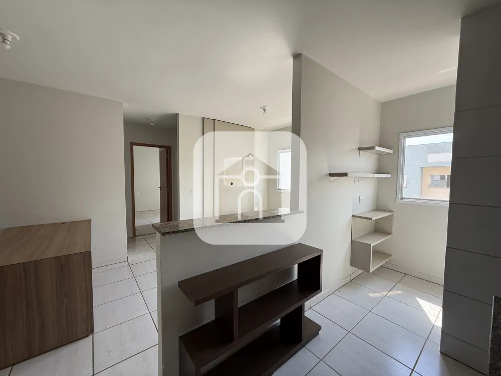 Alugar Apartamento / Padr&atilde;o em Uberl&acirc;ndia R$ 1.400,00 - Foto 7