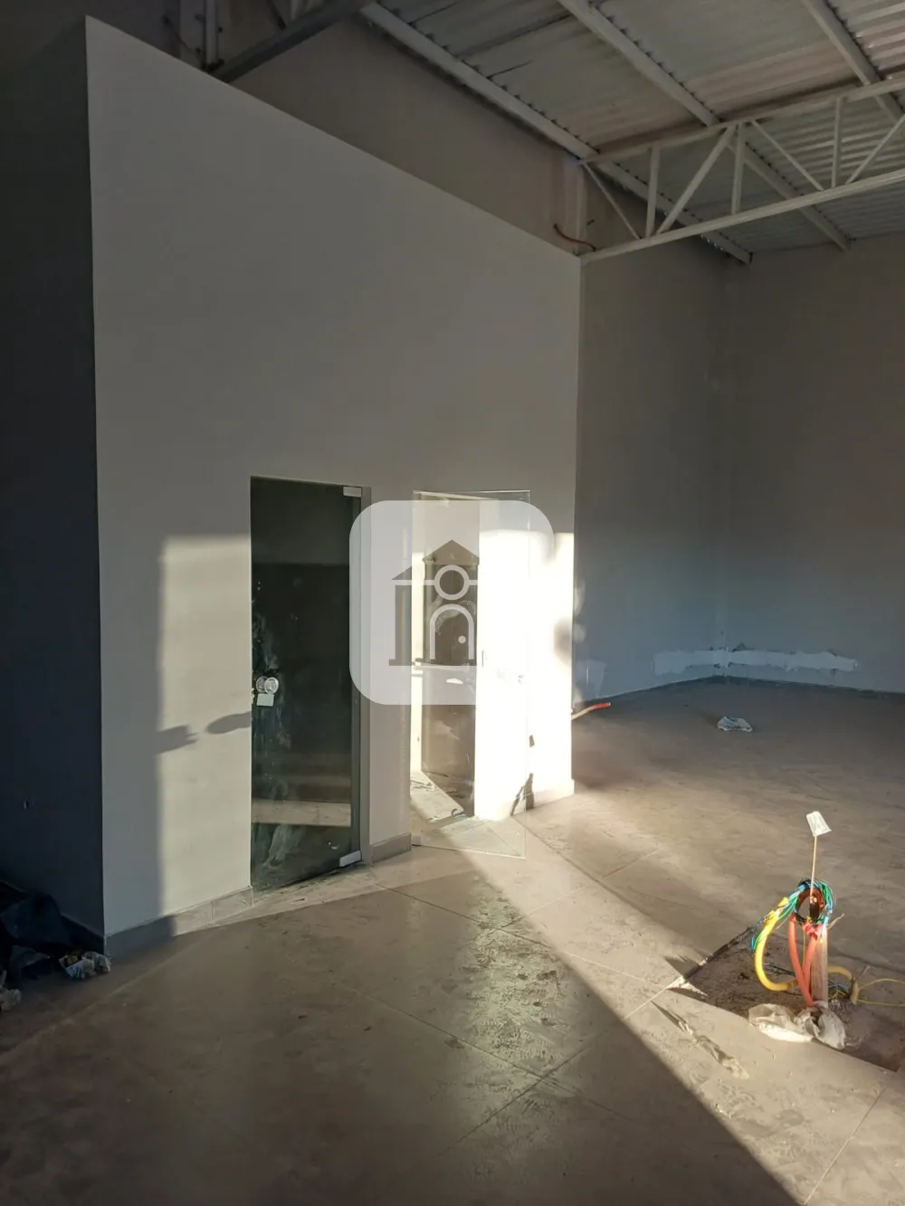 Alugar Comercial / Loja em Uberl&acirc;ndia R$ 4.500,00 - Foto 6