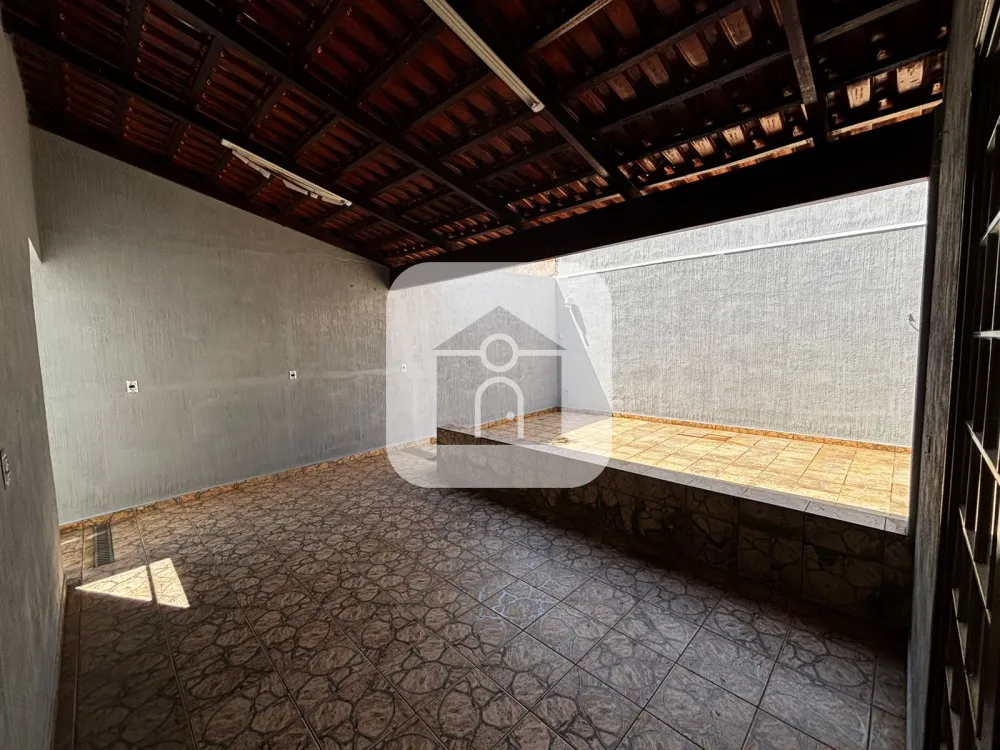 Alugar Casa / Padr&atilde;o em Uberl&acirc;ndia R$ 3.700,00 - Foto 17