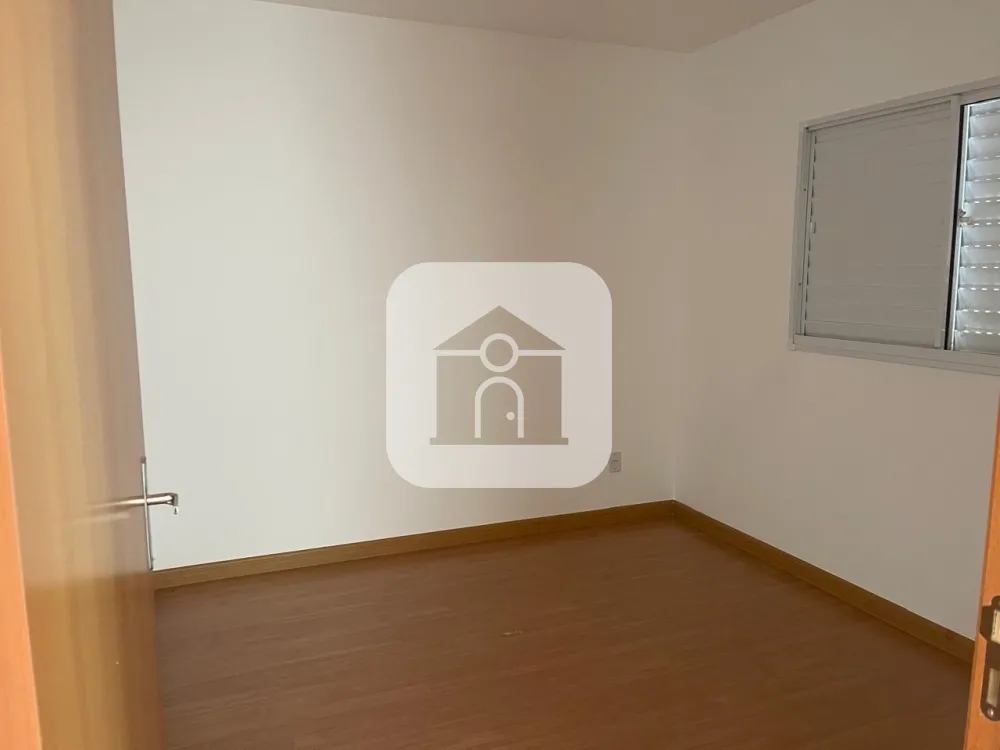 Comprar Apartamento / Padr&atilde;o em Uberl&acirc;ndia R$ 150.000,00 - Foto 9