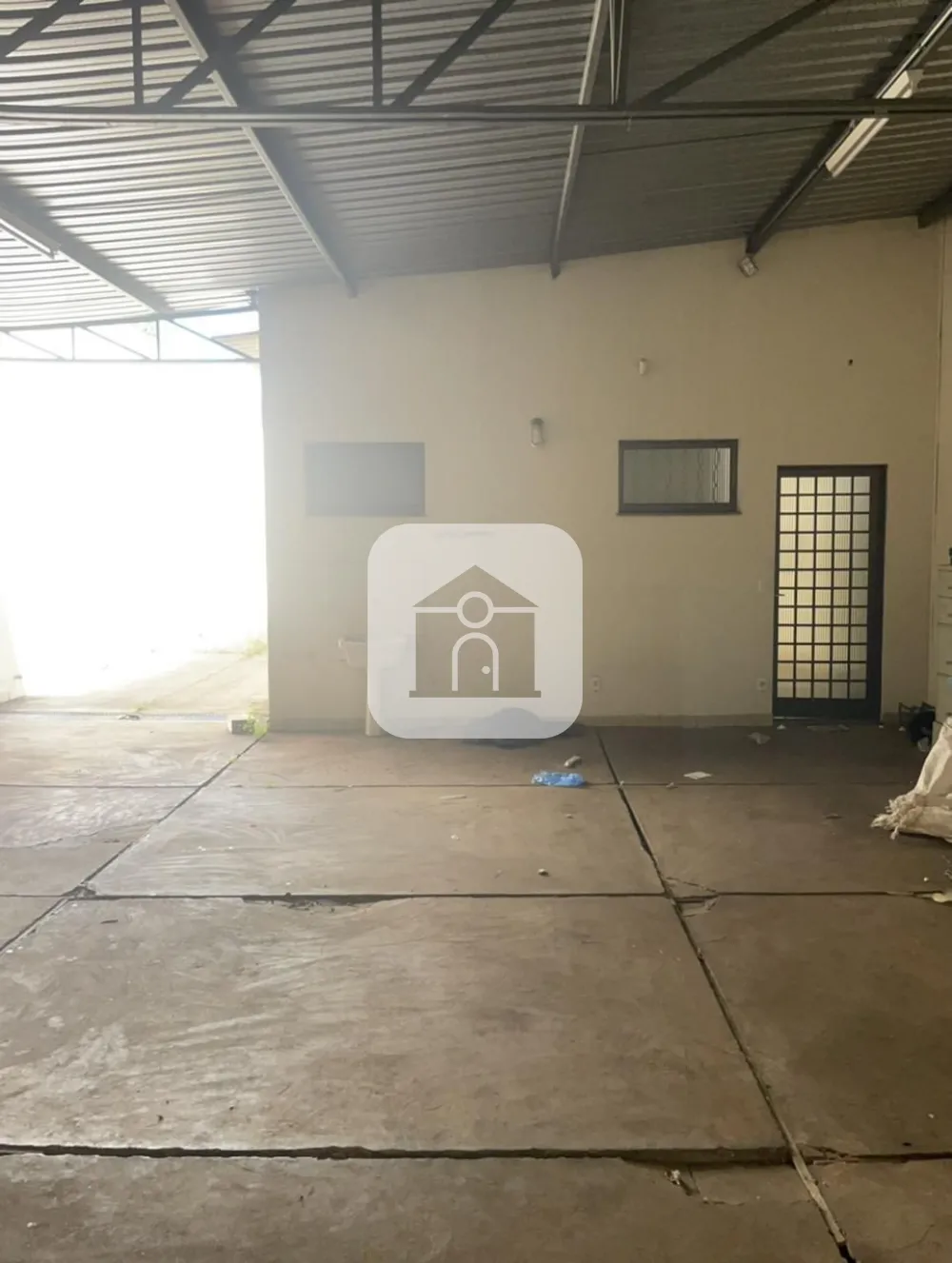 Alugar Comercial / Galp&atilde;o em Uberl&acirc;ndia R$ 20.000,00 - Foto 4