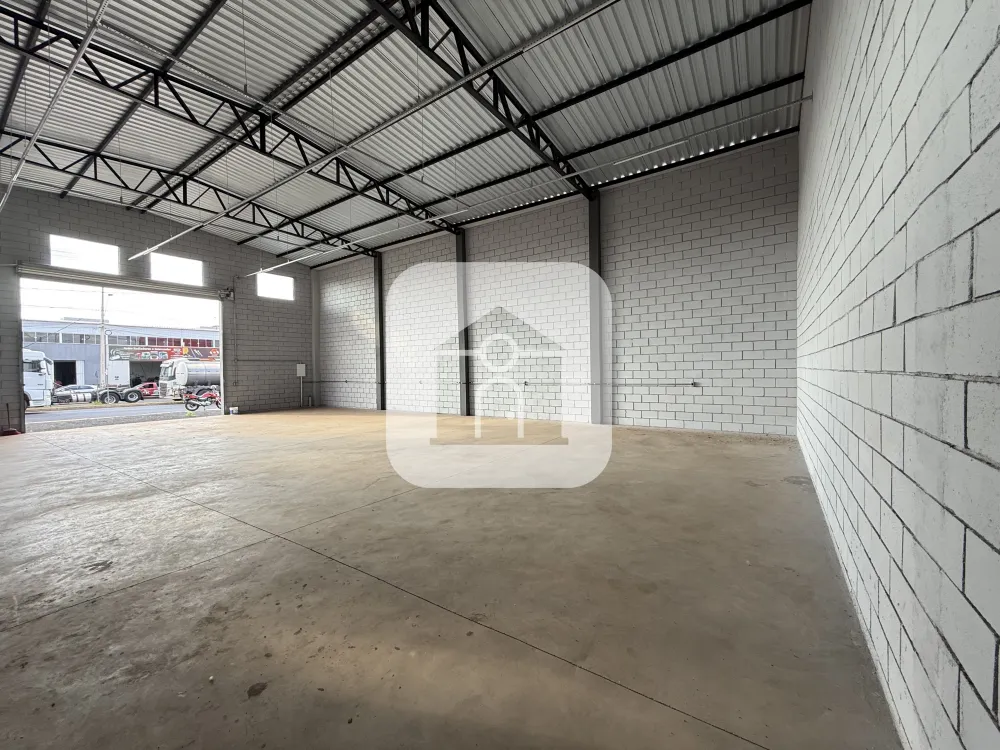Alugar Comercial / Galp&atilde;o em Uberl&acirc;ndia R$ 5.500,00 - Foto 2