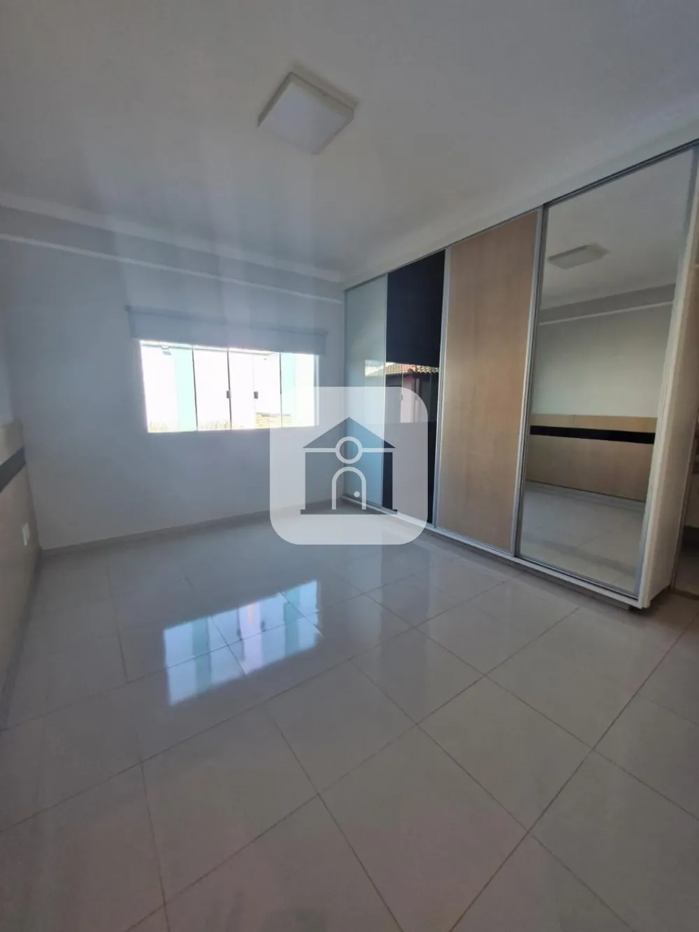 Alugar Casa / Padr&atilde;o em Uberl&acirc;ndia R$ 7.000,00 - Foto 10