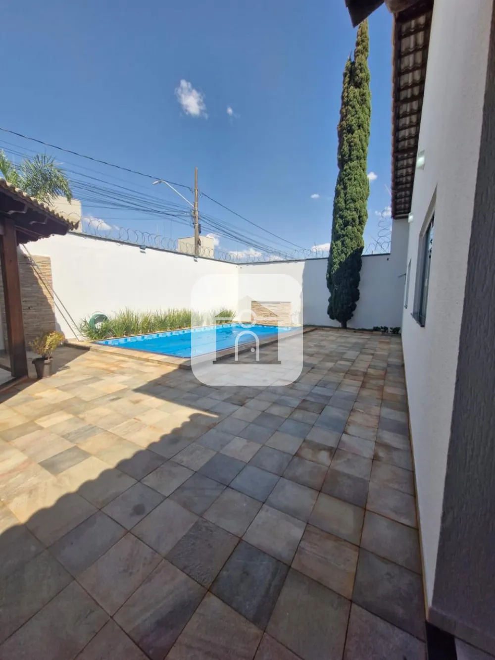 Alugar Casa / Padr&atilde;o em Uberl&acirc;ndia R$ 7.000,00 - Foto 22