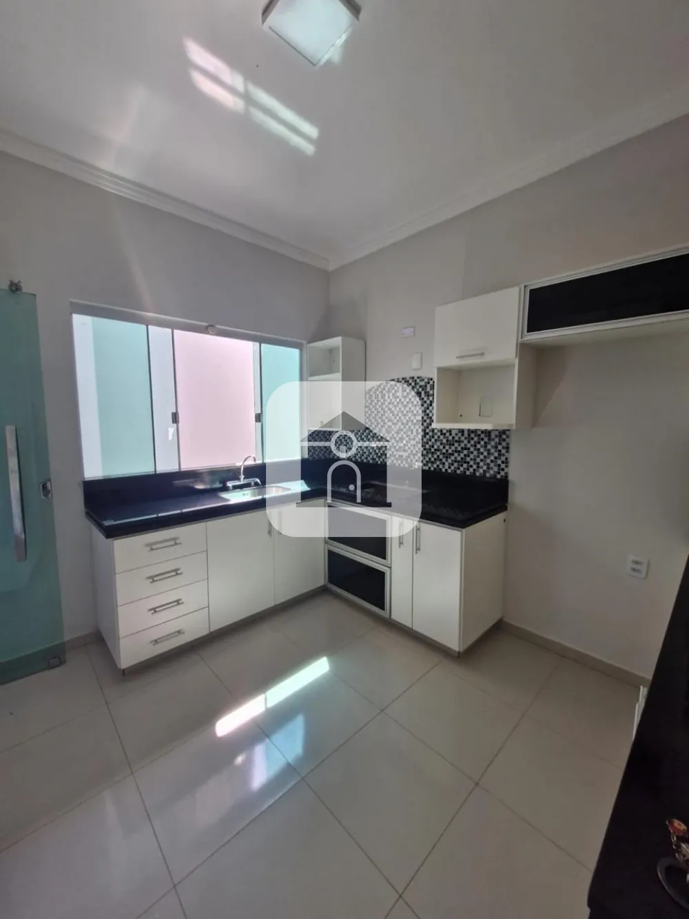 Alugar Casa / Padr&atilde;o em Uberl&acirc;ndia R$ 7.000,00 - Foto 3