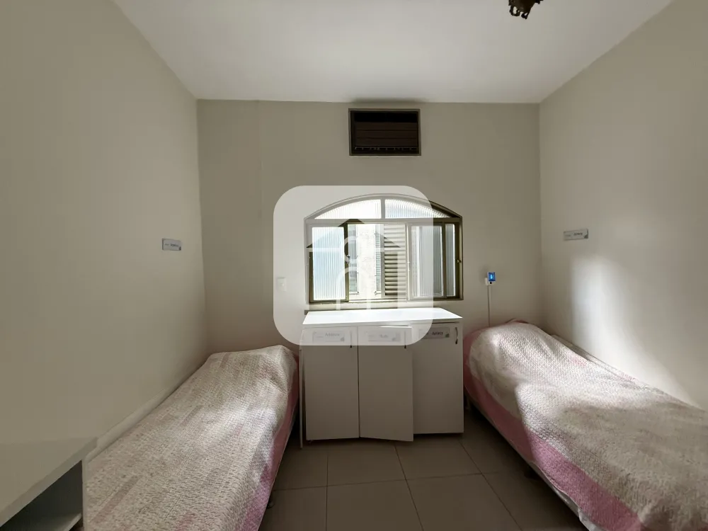 Alugar Comercial / Casa Comercial em Uberl&acirc;ndia R$ 9.800,00 - Foto 11