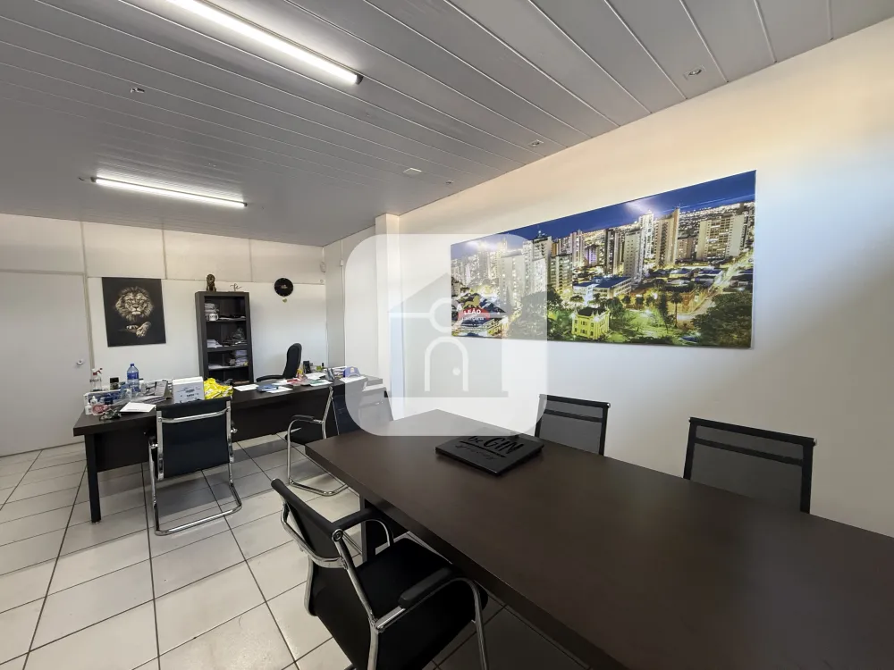 Alugar Comercial / Loja Condom&iacute;nio em Uberl&acirc;ndia R$ 2.200,00 - Foto 3