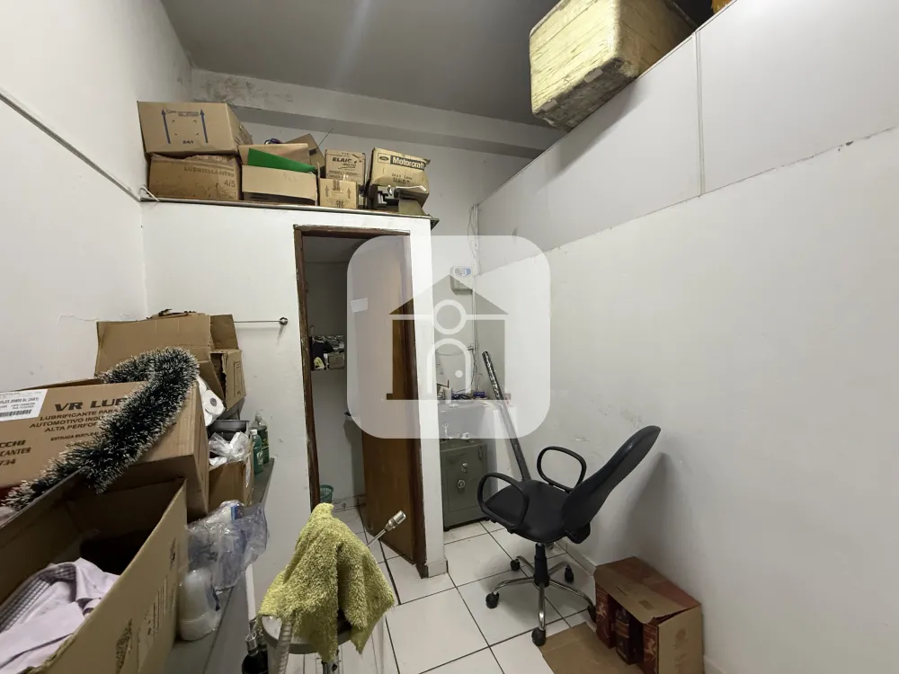 Alugar Comercial / Loja Condom&iacute;nio em Uberl&acirc;ndia R$ 2.200,00 - Foto 8