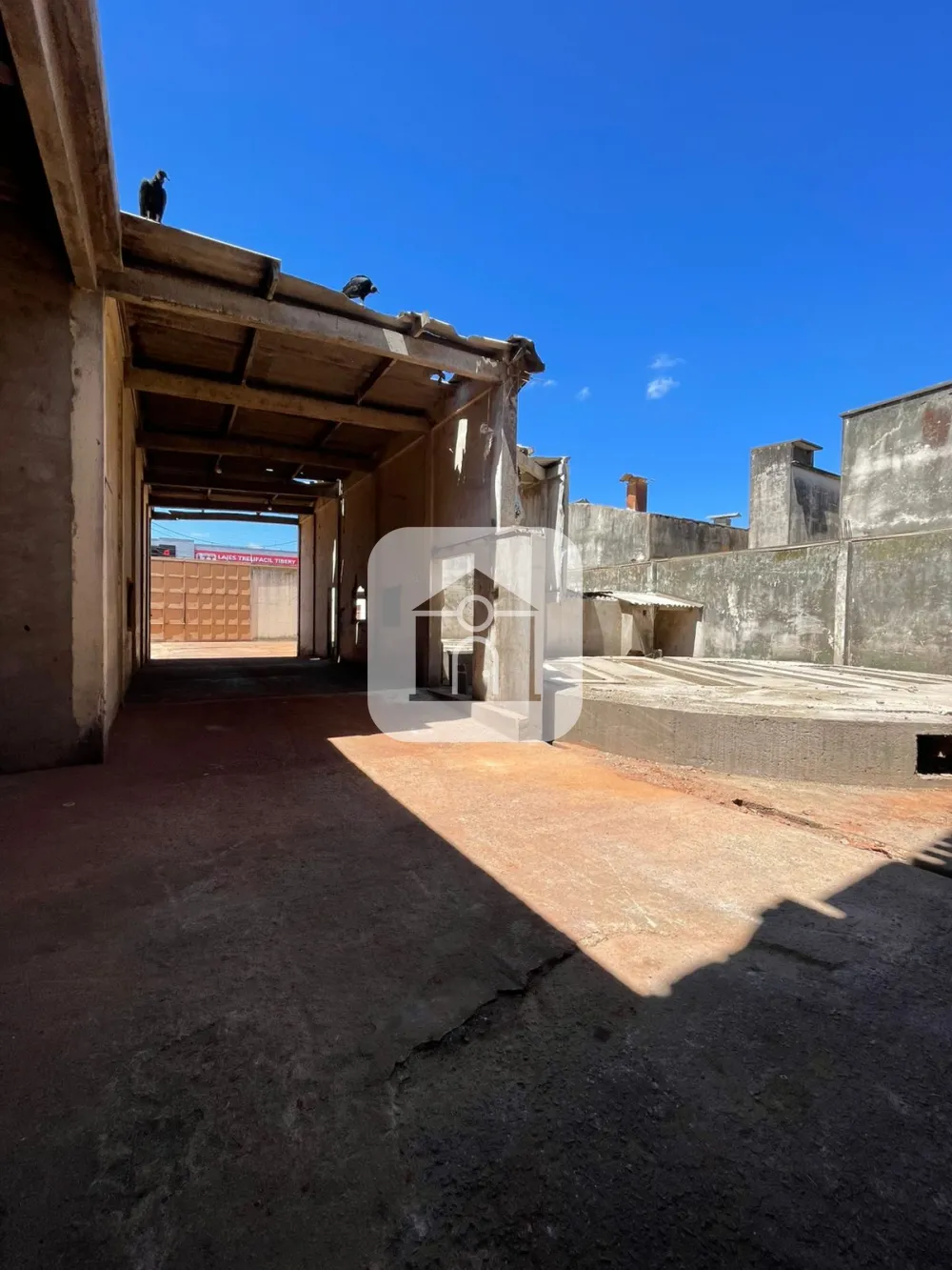 Alugar Comercial / Galp&atilde;o em Uberl&acirc;ndia R$ 25.000,00 - Foto 8