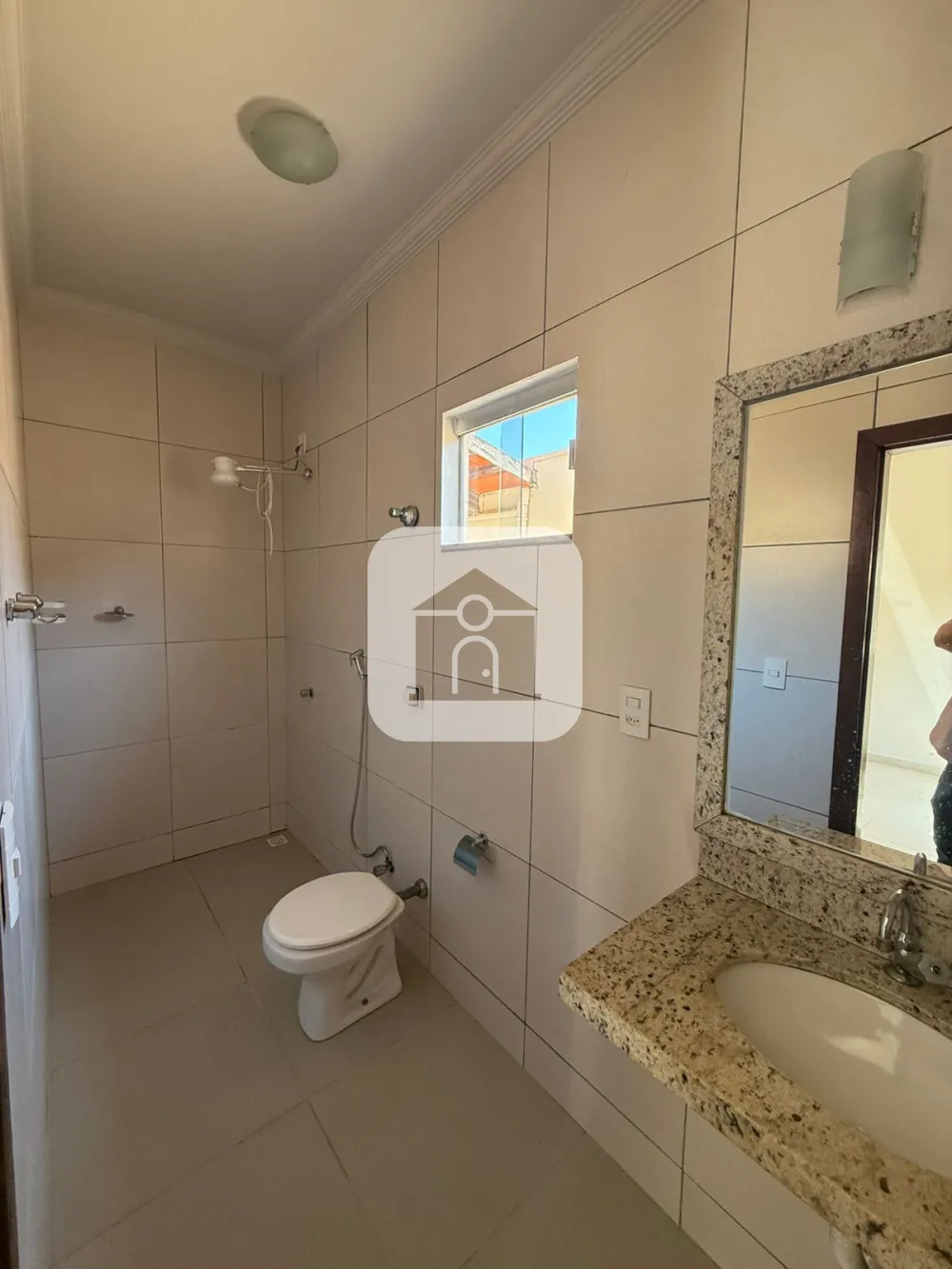 Comprar Casa / Padr&atilde;o em Araguari - Foto 10