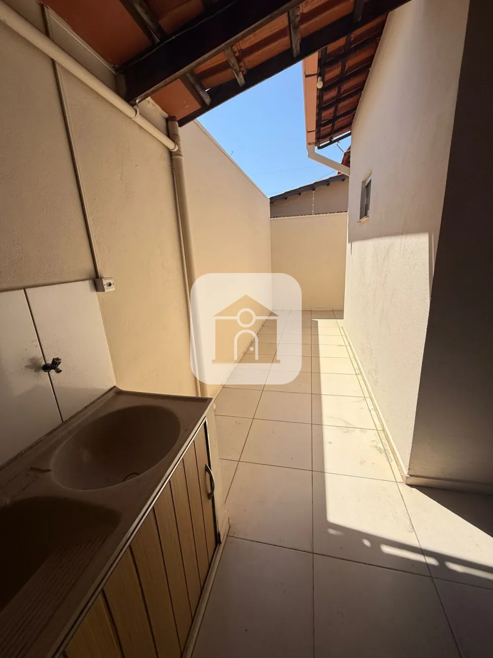 Comprar Casa / Padr&atilde;o em Araguari - Foto 13