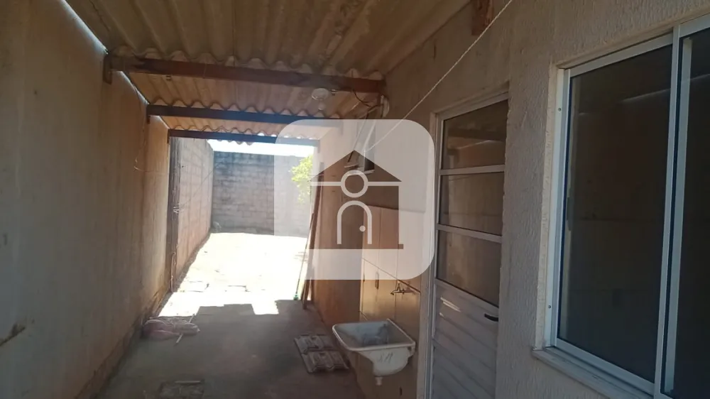 Alugar Casa / Padr&atilde;o em Uberl&acirc;ndia R$ 950,00 - Foto 8