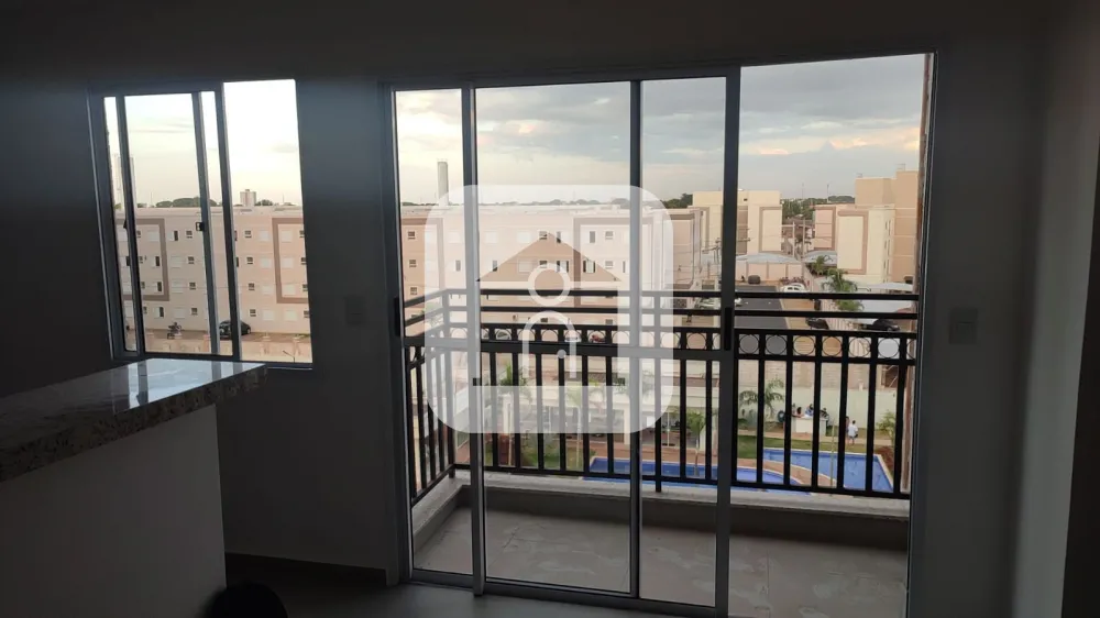 Comprar Apartamento / Padr&atilde;o em Uberl&acirc;ndia R$ 245.000,00 - Foto 1
