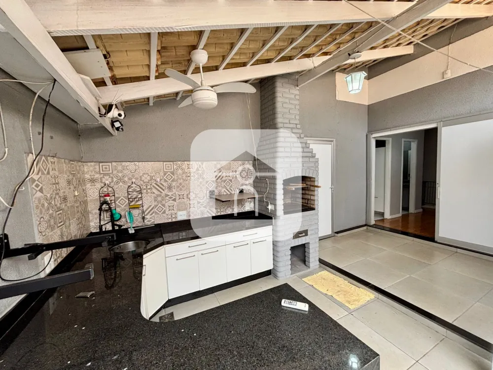 Alugar Casa / Condom&iacute;nio ou Loteamento Fechado em Uberl&acirc;ndia R$ 4.500,00 - Foto 17