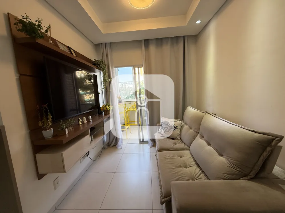 Comprar Apartamento / Padr&atilde;o em Uberlandia R$ 330.000,00 - Foto 2