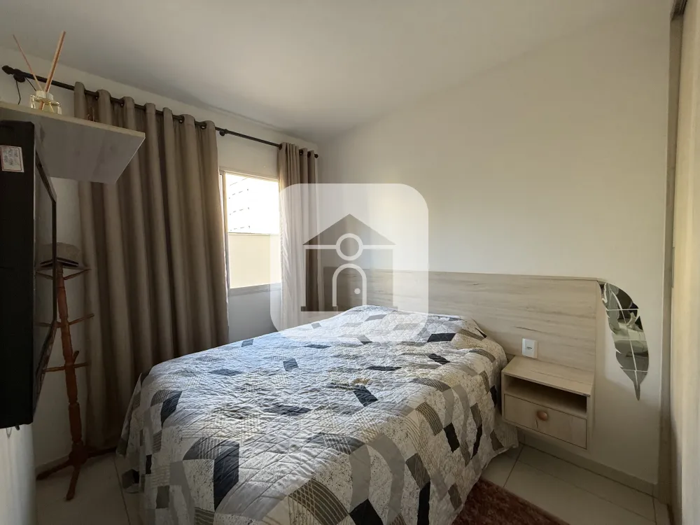 Comprar Apartamento / Padr&atilde;o em Uberlandia R$ 330.000,00 - Foto 19