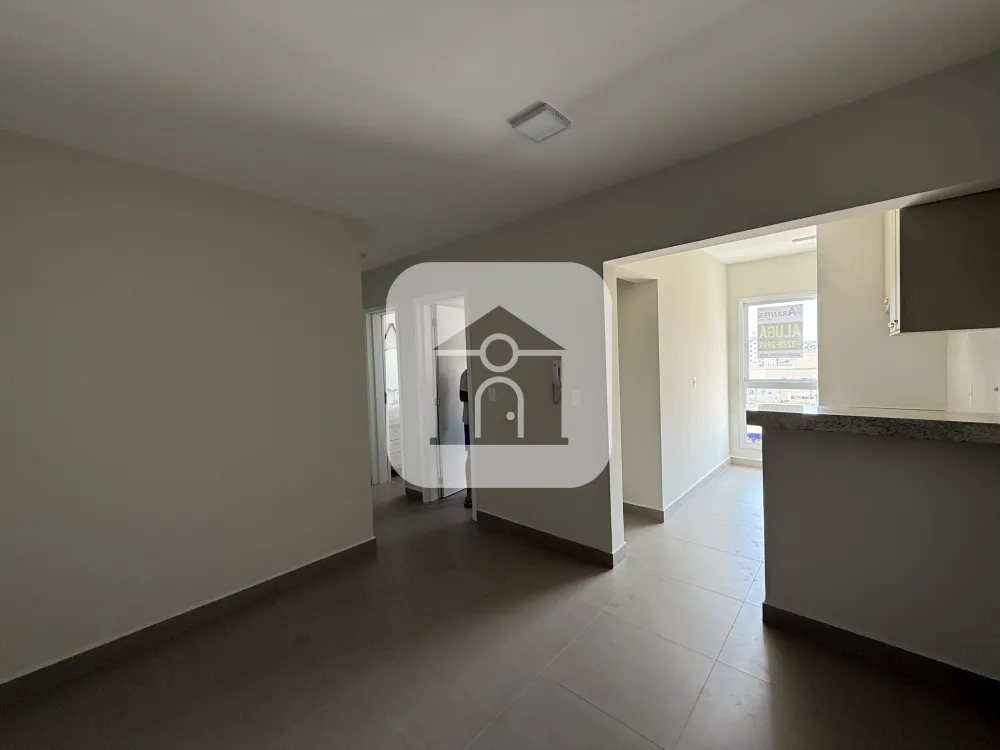 Alugar Apartamento / Padr&atilde;o em Uberl&acirc;ndia R$ 2.600,00 - Foto 1