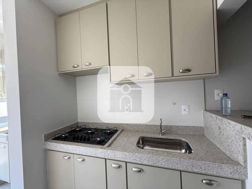 Alugar Apartamento / Padr&atilde;o em Uberl&acirc;ndia R$ 2.600,00 - Foto 4