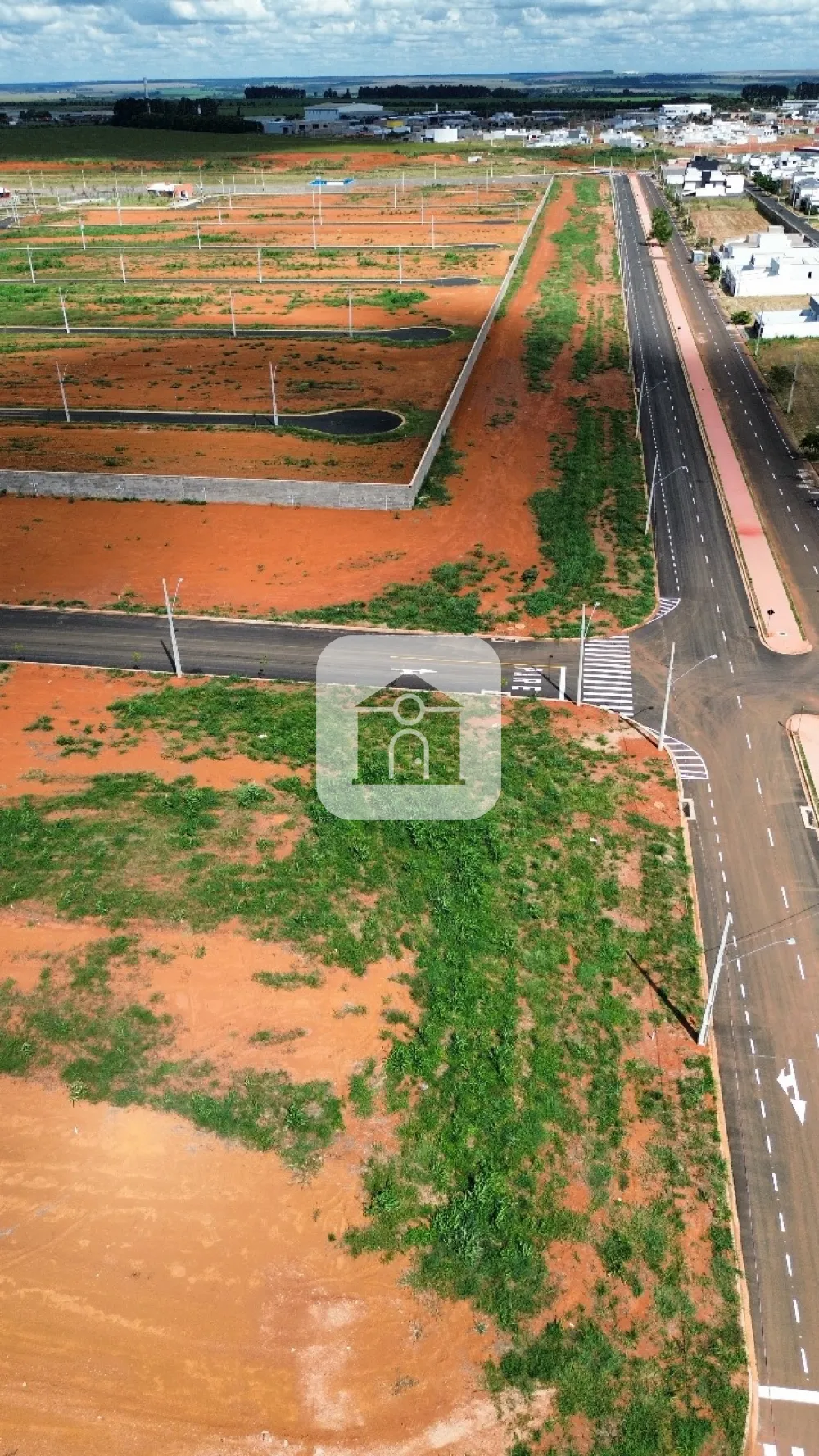 Comprar Terreno / &Aacute;rea em Uberl&acirc;ndia R$ 660.000,00 - Foto 3