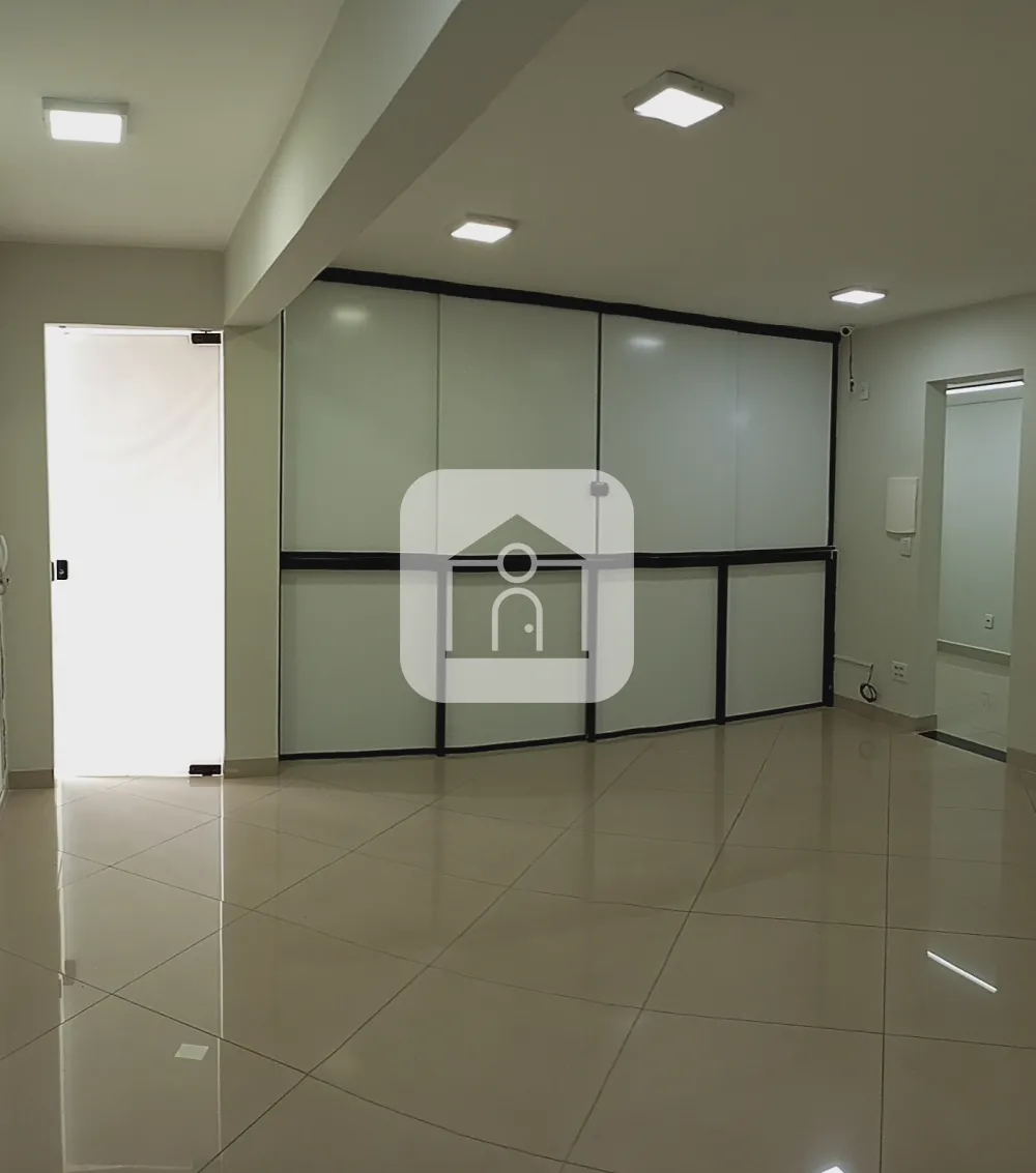 Alugar Comercial / Sala Comercial em Uberl&acirc;ndia R$ 1.900,00 - Foto 3
