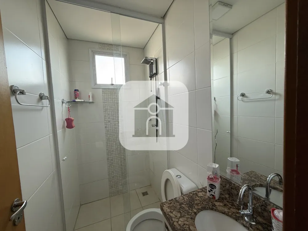 Alugar Apartamento / Padr&atilde;o em Uberl&acirc;ndia R$ 1.600,00 - Foto 12