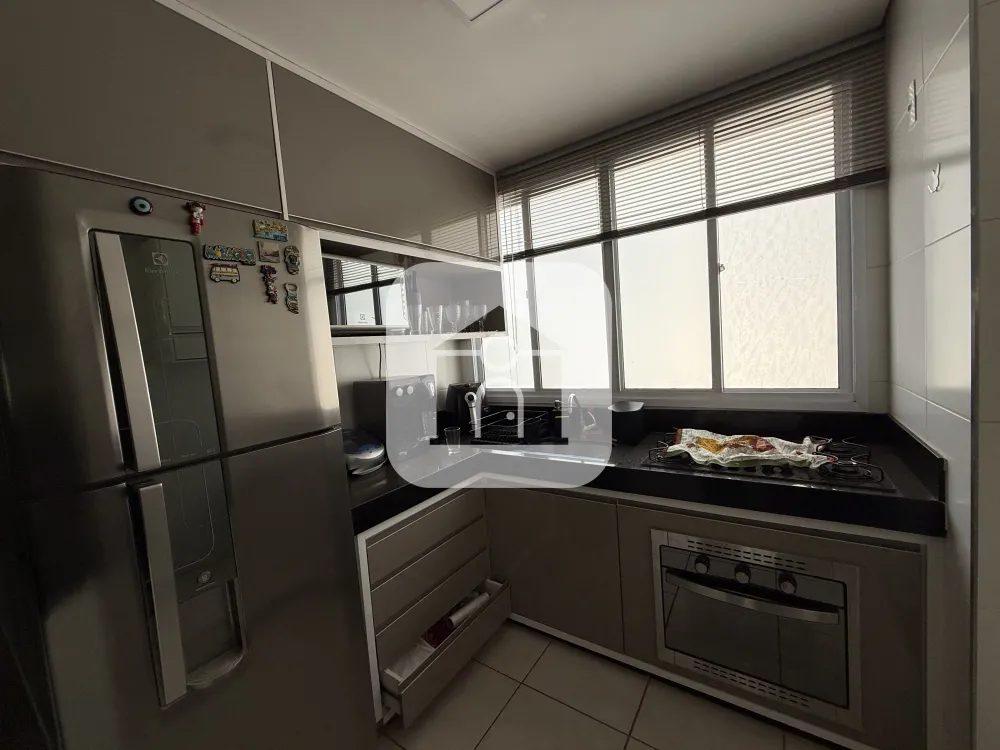 Alugar Apartamento / Padr&atilde;o em Uberl&acirc;ndia R$ 1.600,00 - Foto 17