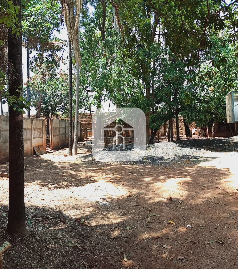 Alugar Comercial / Barrac&atilde;o em Uberl&acirc;ndia R$ 5.800,00 - Foto 8