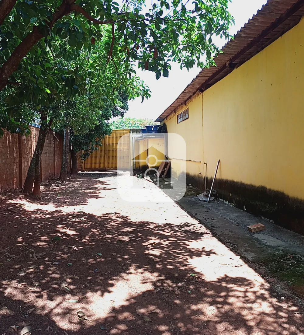 Alugar Comercial / Barrac&atilde;o em Uberl&acirc;ndia R$ 5.800,00 - Foto 7