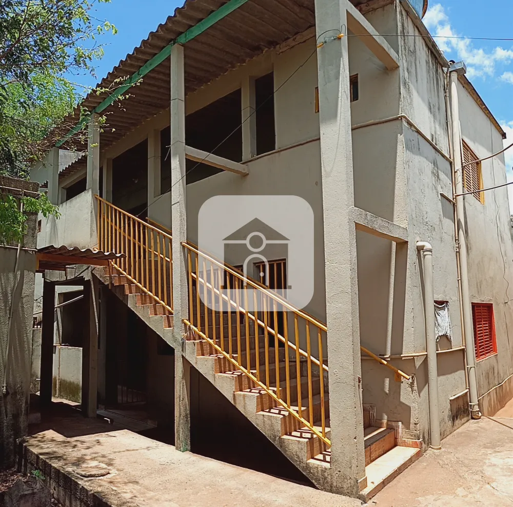 Alugar Casa / Sobrado em Uberl&acirc;ndia R$ 2.000,00 - Foto 2