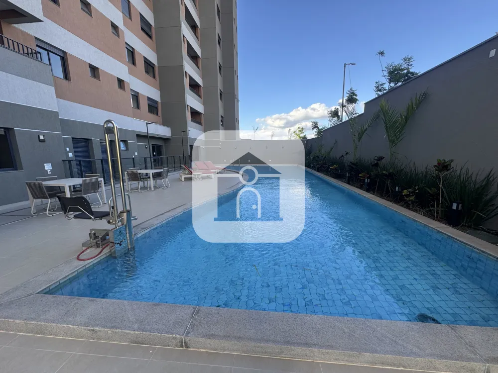 Alugar Apartamento / Padr&atilde;o em Uberl&acirc;ndia R$ 3.900,00 - Foto 8
