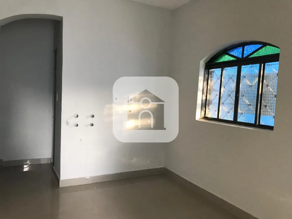 Comprar Casa / Padr&atilde;o em Uberl&acirc;ndia R$ 350.000,00 - Foto 5