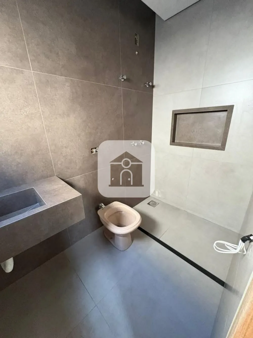 Comprar Casa / Padr&atilde;o em Uberl&acirc;ndia R$ 850.000,00 - Foto 8