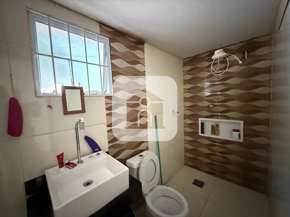 Alugar Casa / Padr&atilde;o em Uberl&acirc;ndia R$ 2.100,00 - Foto 1