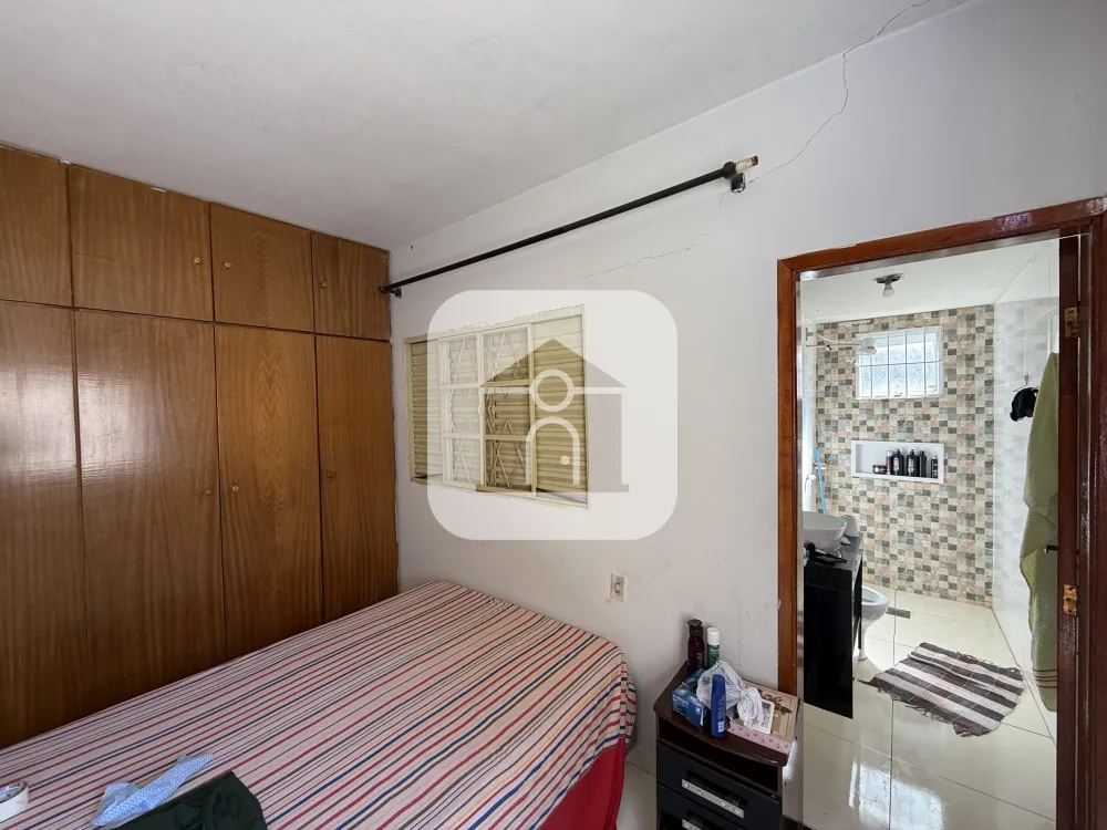 Alugar Casa / Padr&atilde;o em Uberl&acirc;ndia R$ 2.100,00 - Foto 4