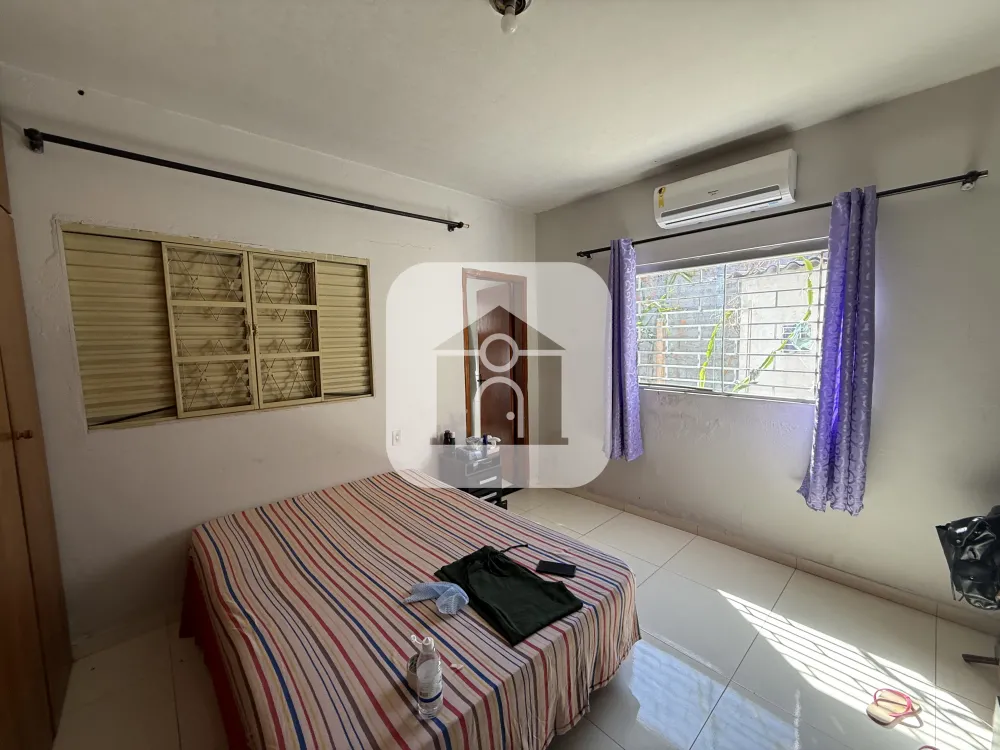 Alugar Casa / Padr&atilde;o em Uberl&acirc;ndia R$ 2.100,00 - Foto 5