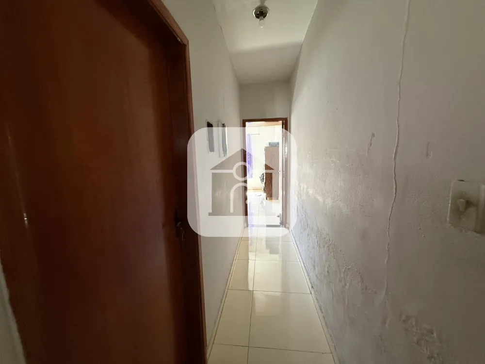Alugar Casa / Padr&atilde;o em Uberl&acirc;ndia R$ 2.100,00 - Foto 6