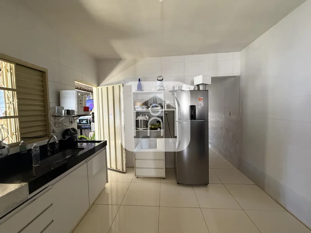 Alugar Casa / Padr&atilde;o em Uberl&acirc;ndia R$ 2.100,00 - Foto 7