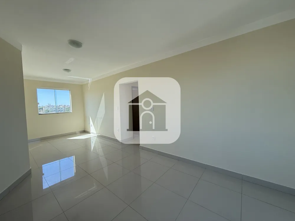 Alugar Apartamento / Padr&atilde;o em Uberl&acirc;ndia R$ 3.000,00 - Foto 4