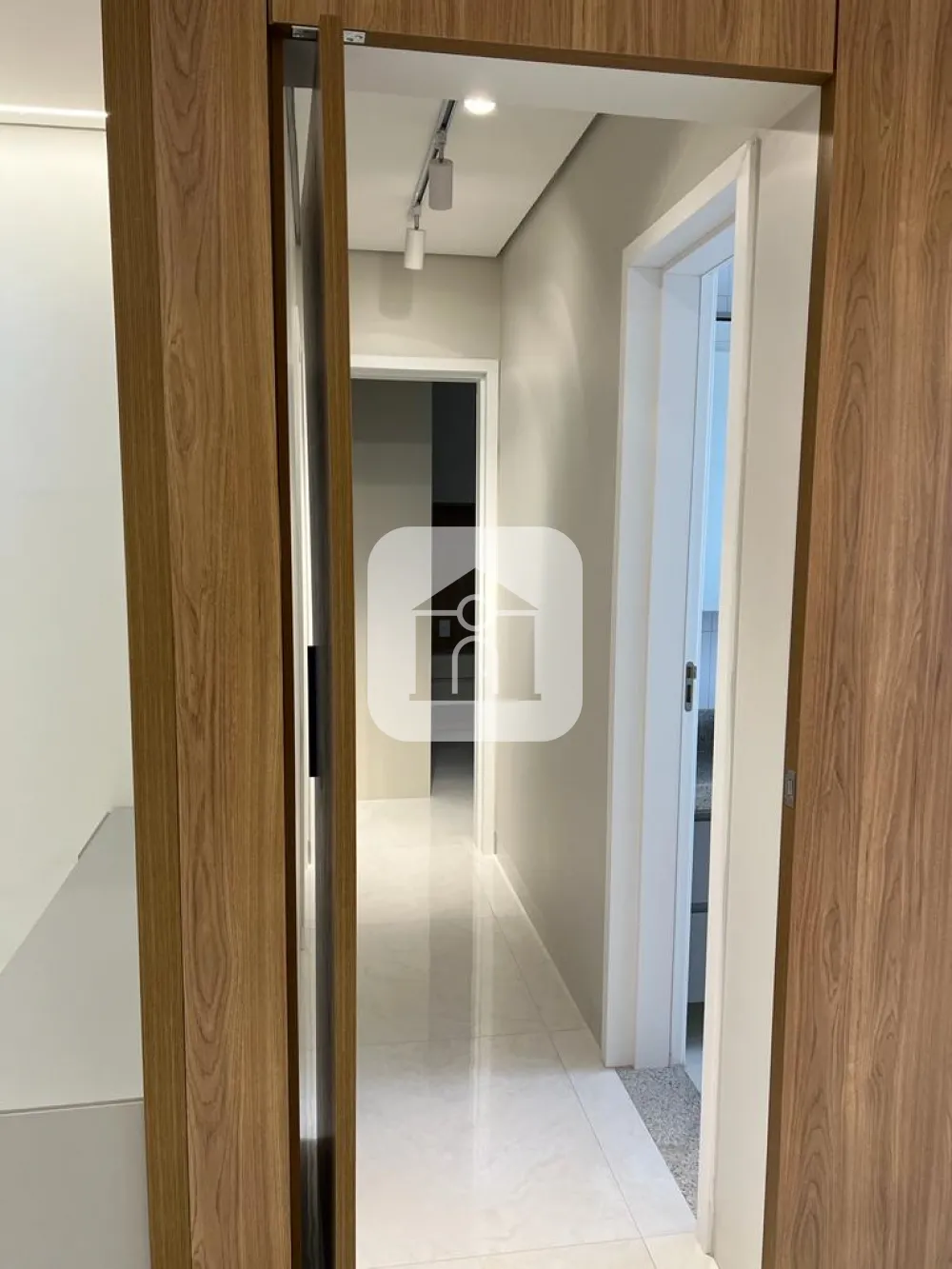 Comprar Apartamento / Padr&atilde;o em Uberl&acirc;ndia R$ 600.000,00 - Foto 3