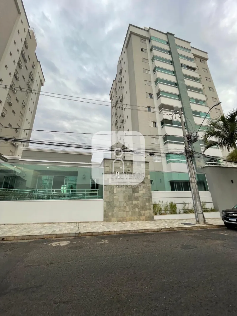 Alugar Apartamento / Padr&atilde;o em Uberl&acirc;ndia R$ 3.300,00 - Foto 1