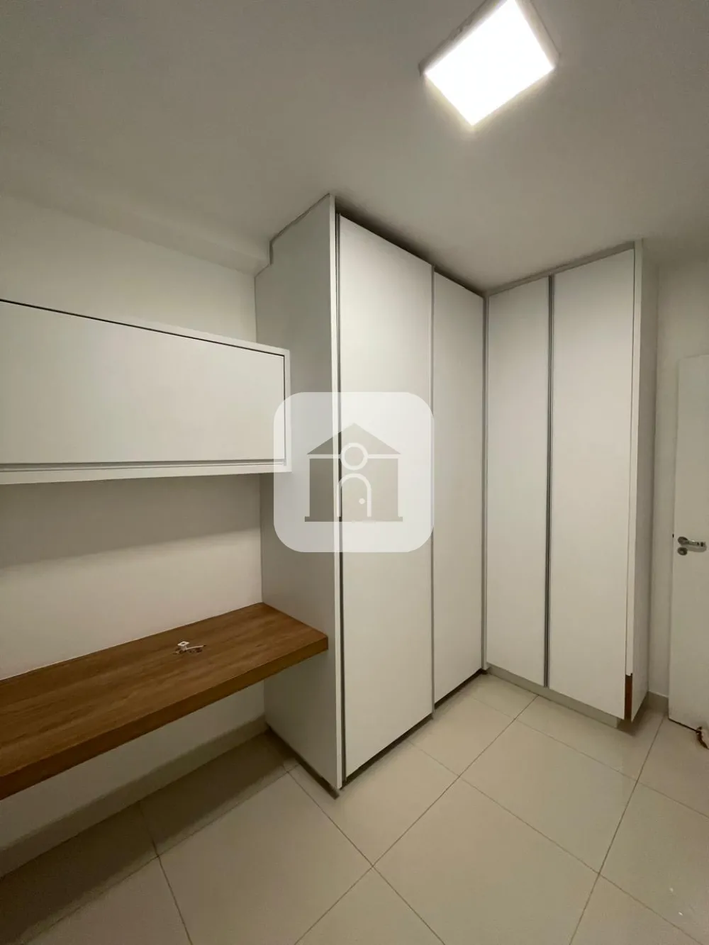 Alugar Apartamento / Padr&atilde;o em Uberl&acirc;ndia R$ 3.300,00 - Foto 8