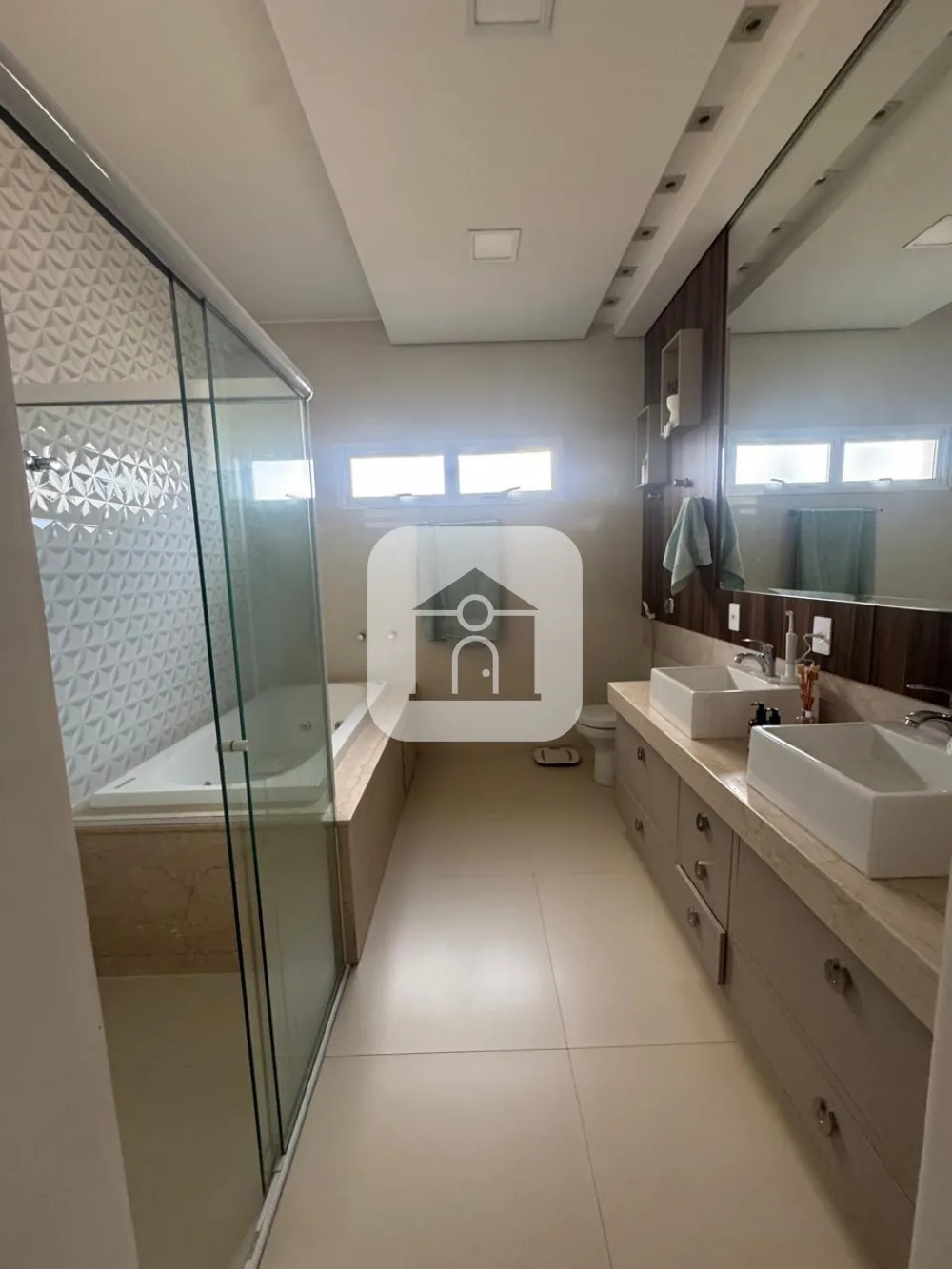 Alugar Casa / Condom&iacute;nio ou Loteamento Fechado em Uberl&acirc;ndia R$ 15.000,00 - Foto 9