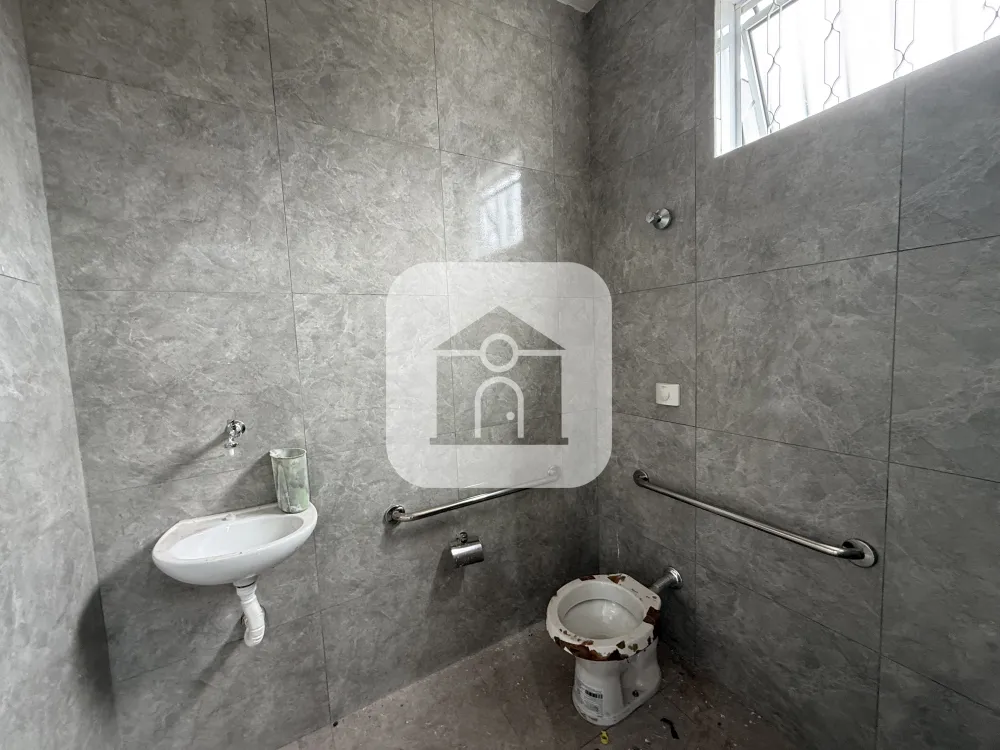 Alugar Comercial / Galp&atilde;o em Uberl&acirc;ndia R$ 6.000,00 - Foto 14