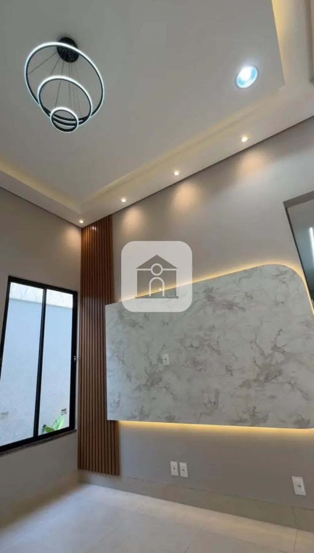 Comprar Casa / Padr&atilde;o em Uberl&acirc;ndia R$ 830.000,00 - Foto 2