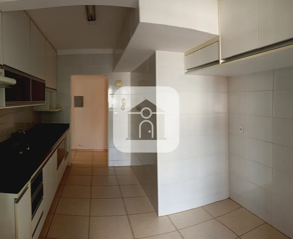 Alugar Apartamento / Padr&atilde;o em Uberl&acirc;ndia R$ 2.000,00 - Foto 10