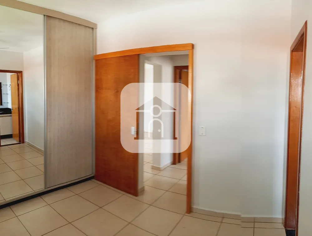 Alugar Apartamento / Padr&atilde;o em Uberl&acirc;ndia R$ 2.000,00 - Foto 12