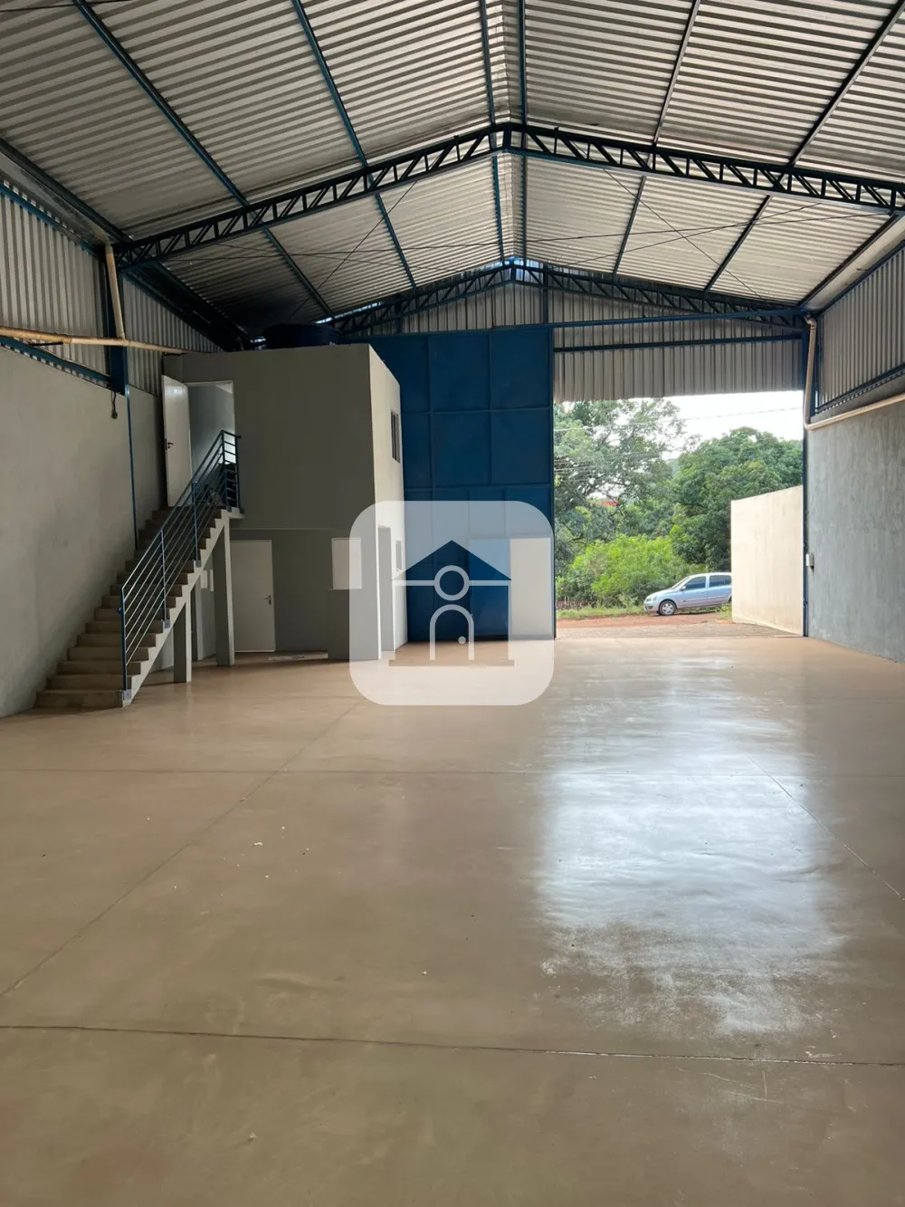 Alugar Comercial / Galp&atilde;o em Uberl&acirc;ndia R$ 5.000,00 - Foto 4