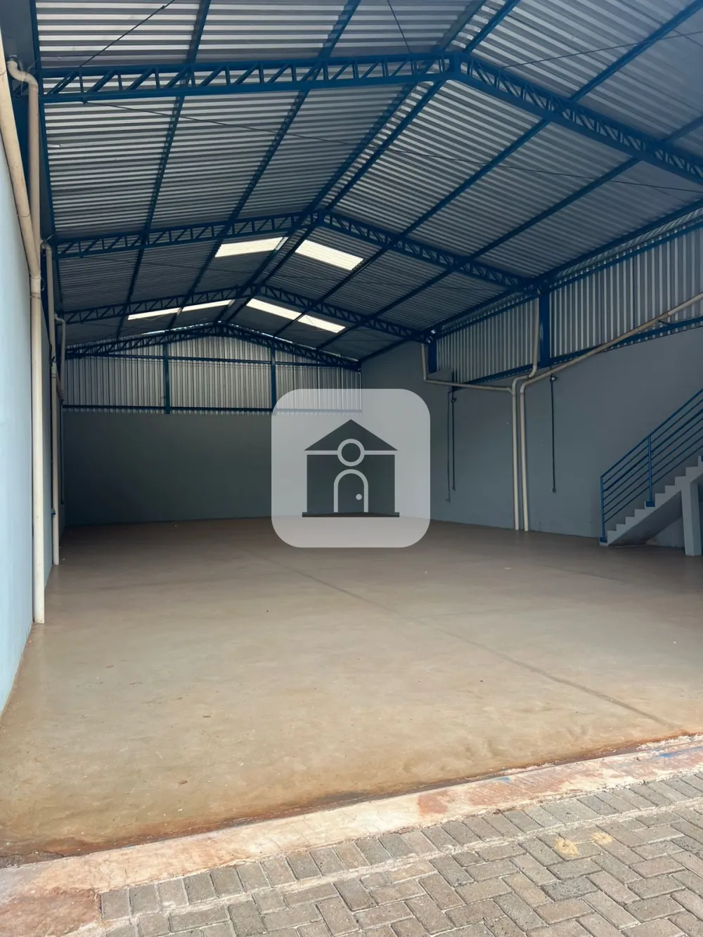 Alugar Comercial / Galp&atilde;o em Uberl&acirc;ndia R$ 5.000,00 - Foto 5