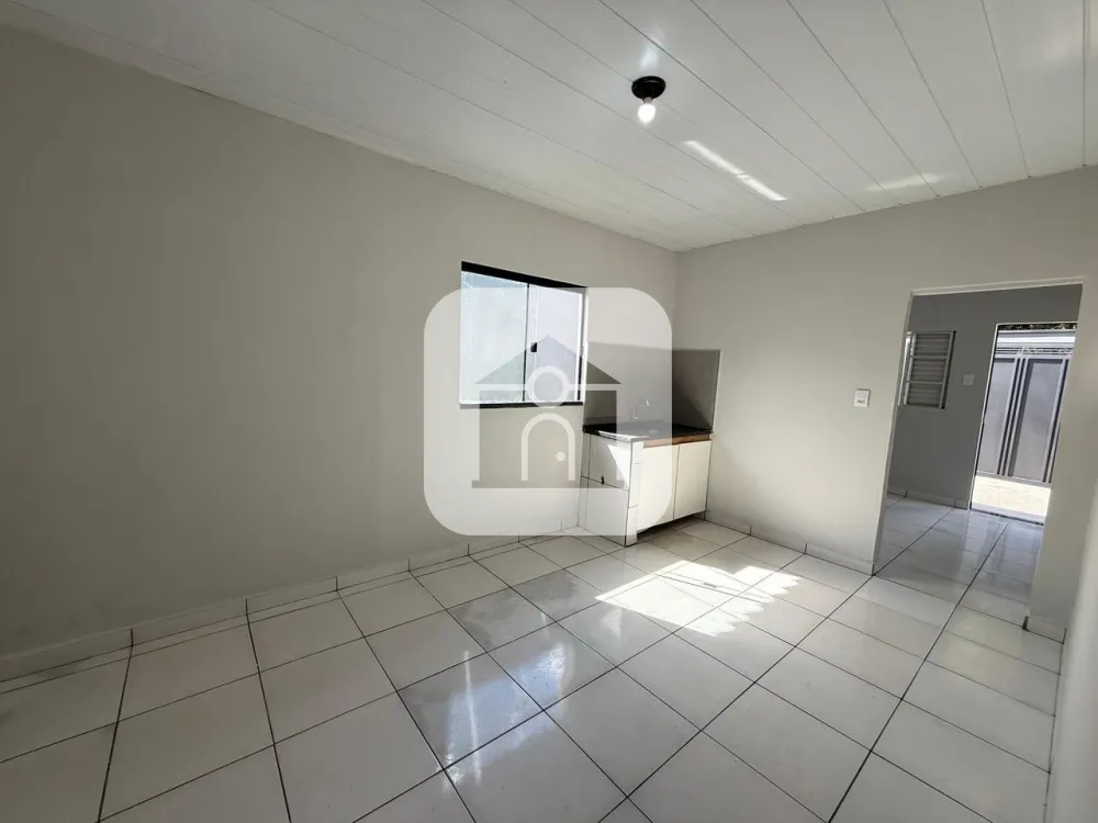 Comprar Casa / Padr&atilde;o em Uberl&acirc;ndia R$ 270.000,00 - Foto 9