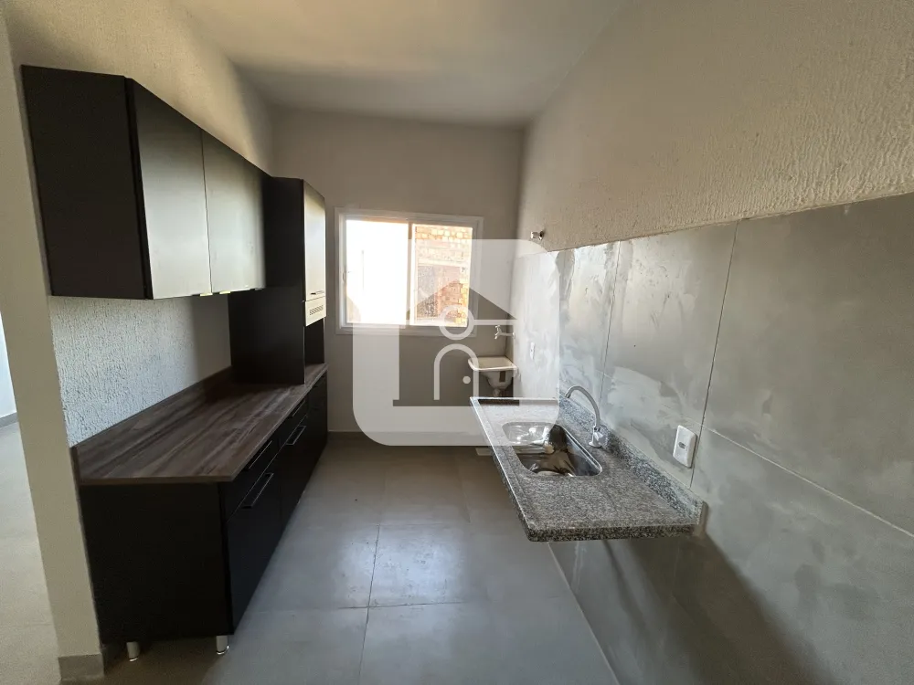 Alugar Apartamento / Sobrado em Uberl&acirc;ndia R$ 1.700,00 - Foto 2